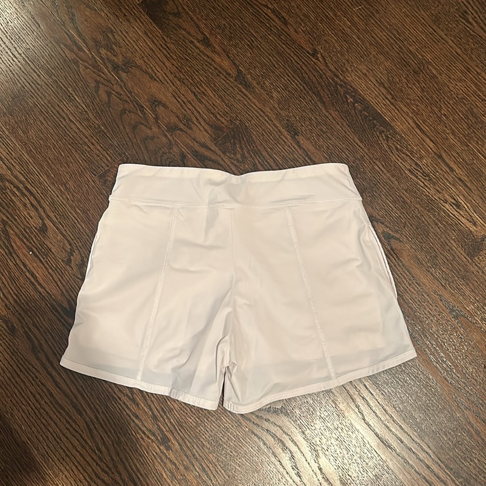 Top And Shorts - image 5